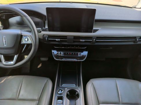 Used 2023 Lincoln Corsair FWD w/ Equipment Group 101A image 31