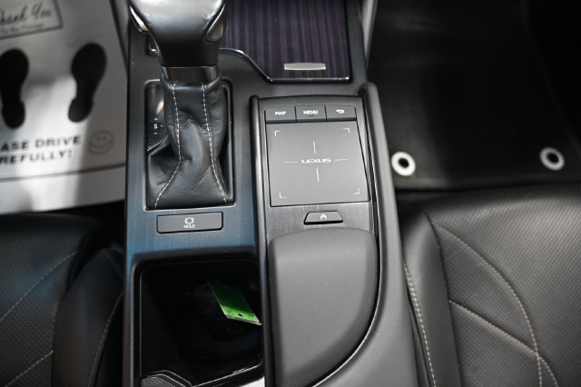 Used 2019 Lexus ES 350 w/ Accessory Package 2 FWD image 20