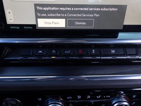 Used 2023 GMC Sierra 1500 SLT image 36