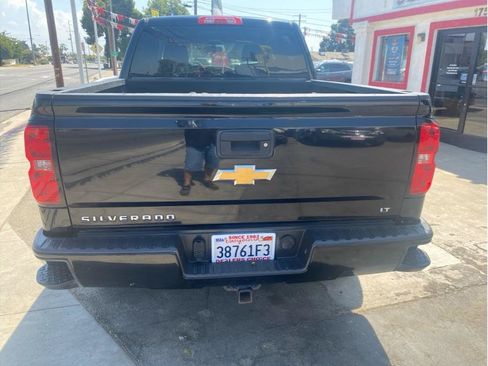 Used 2017 Chevrolet Silverado 1500 LT w/ All Star Edition AWD/4WD image 4
