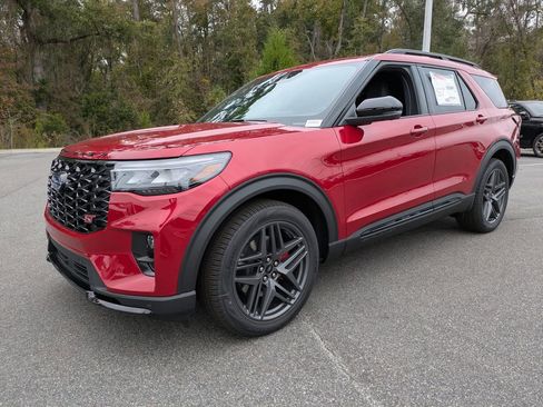 New 2026 Ford Explorer ST w/ Sun And Sound Package image 8