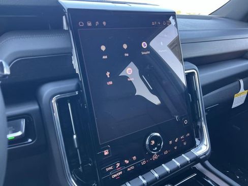 New 2026 GMC Yukon Denali image 17