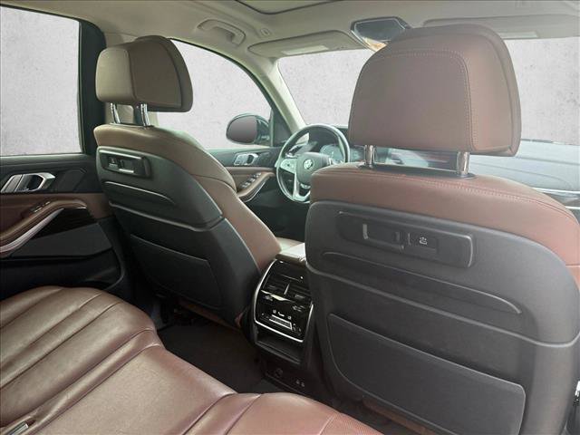 Used 2020 BMW X7 xDrive40i w/ Premium Package AWD/4WD image 24