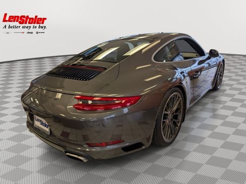Used 2017 Porsche 911 Carrera RWD image 4