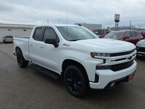 Used 2019 Chevrolet Silverado 1500 RST w/ All-Star Edition image 2