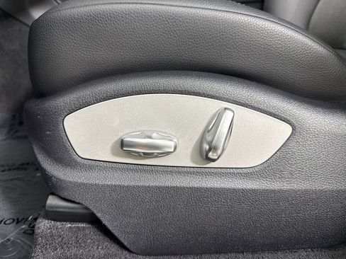 Certified 2022 Porsche Macan S AWD/4WD image 40