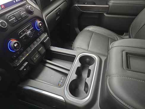 Used 2019 Chevrolet Silverado 1500 LTZ w/ LTZ Premium Package image 24