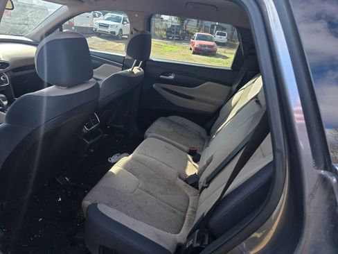Used 2020 Hyundai Santa Fe SEL image 9