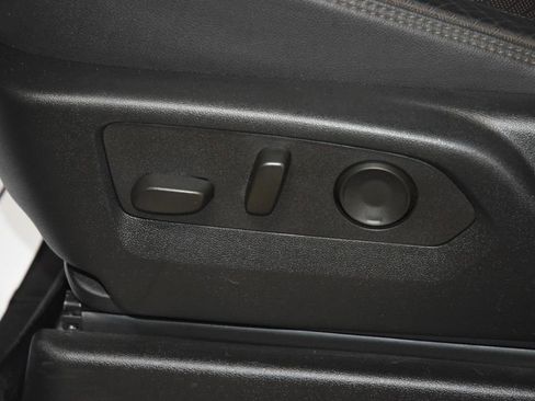 Used 2024 Chevrolet Suburban High Country w/ Advanced Technology Package image 39