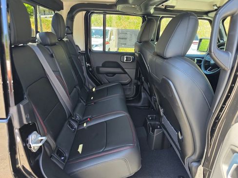New 2026 Jeep Gladiator Rubicon AWD/4WD image 22