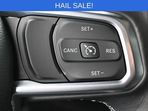 Used 2022 Jeep Wrangler Unlimited Sahara w/ Cold Weather Group image 16