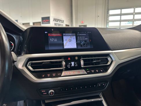 Used 2020 BMW 330i Sedan w/ Driving Assistance Package RWD image 23