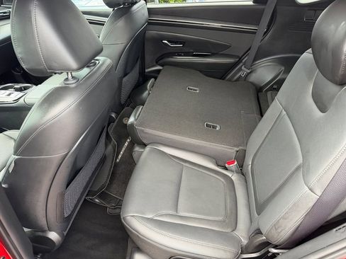 Certified 2023 Hyundai Tucson Limited FWD image 11