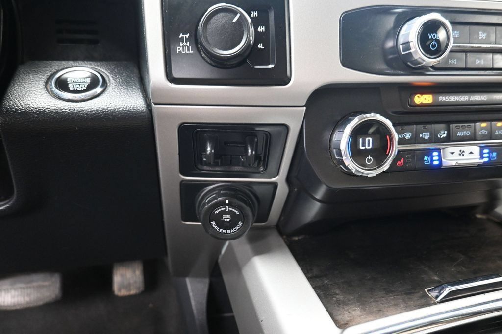 Used 2022 Ford F250 Lariat w/ Lariat Ultimate Package AWD/4WD image 14