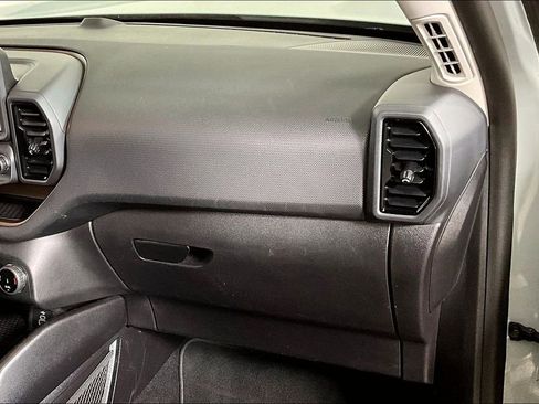 Used 2024 Ford Bronco Sport Outer Banks image 16