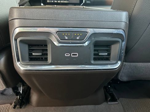 Used 2026 GMC Sierra 1500 Denali w/ Denali Reserve Package AWD/4WD image 14