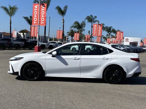 Certified 2026 Toyota Camry SE w/ Convenience Package image 39