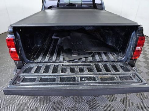 Used 2018 Chevrolet Silverado 1500 LT w/ All Star Edition image 11