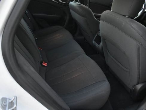 Used 2016 Chrysler 200 Limited w/ Anniversary Edition image 12