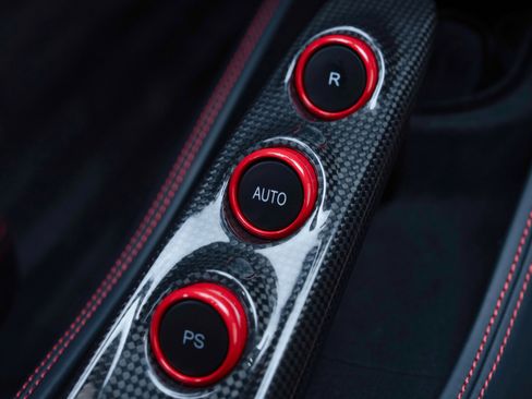 Used 2021 Ferrari F8 Tributo RWD image 56