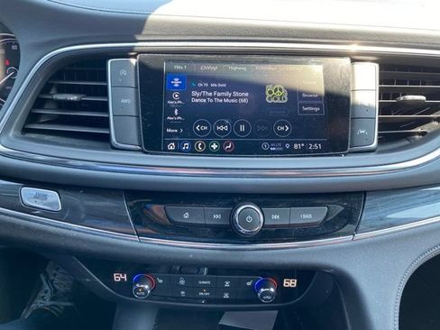 Used 2023 Buick Enclave Essence w/ Experience Buick Package AWD/4WD image 17