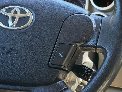 Used 2010 Toyota Sequoia SR5 AWD/4WD image 20