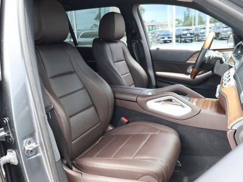 Used 2022 Mercedes-Benz GLS 450 4MATIC image 26