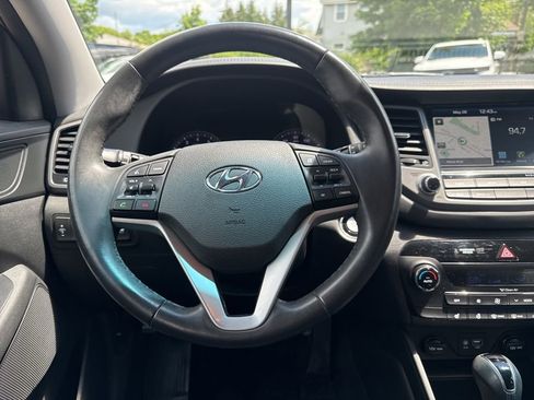 Used 2018 Hyundai Tucson Limited AWD/4WD image 23