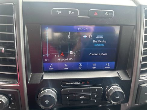 Used 2020 Ford F150 XLT w/ Equipment Group 302A Luxury AWD/4WD image 23