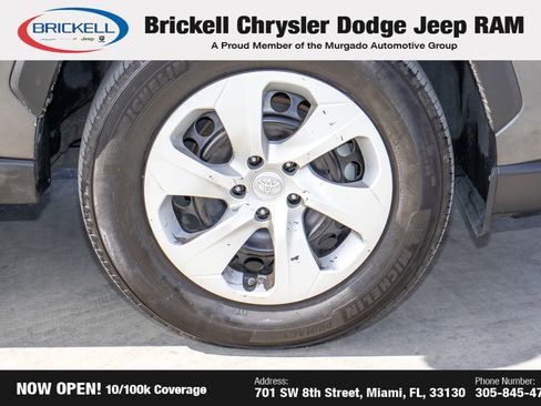 Used 2024 Toyota RAV4 LE image 38