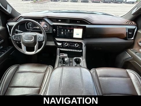 Used 2023 GMC Sierra 1500 Denali w/ Denali Reserve Package AWD/4WD image 10