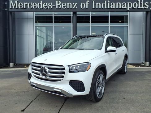 New 2026 Mercedes-Benz GLS 450 4MATIC image 1