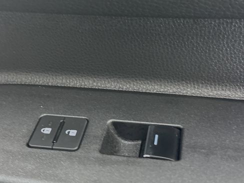 Certified 2025 Toyota Land Cruiser image 29