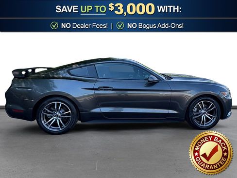Used 2017 Ford Mustang Coupe image 8