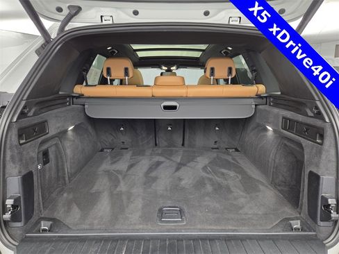 Used 2023 BMW X5 xDrive40i w/ Premium Package image 30