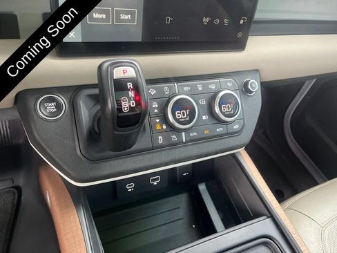 Used 2022 Land Rover Defender 90 S AWD/4WD image 16