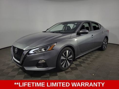 Used 2021 Nissan Altima 2.5 SL image 3