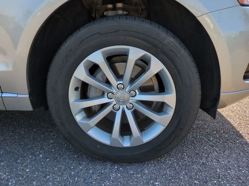 Used 2016 Audi Q5 2.0T Premium Plus w/ Technology Package AWD/4WD image 11