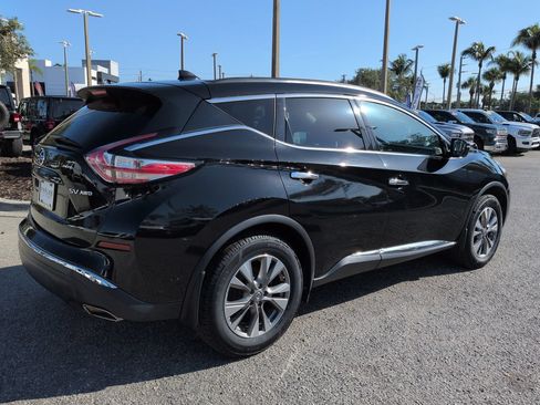 Used 2018 Nissan Murano SV AWD/4WD image 5