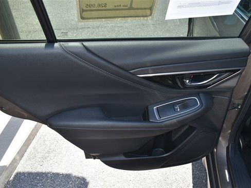 Used 2022 Subaru Outback Limited AWD/4WD image 28