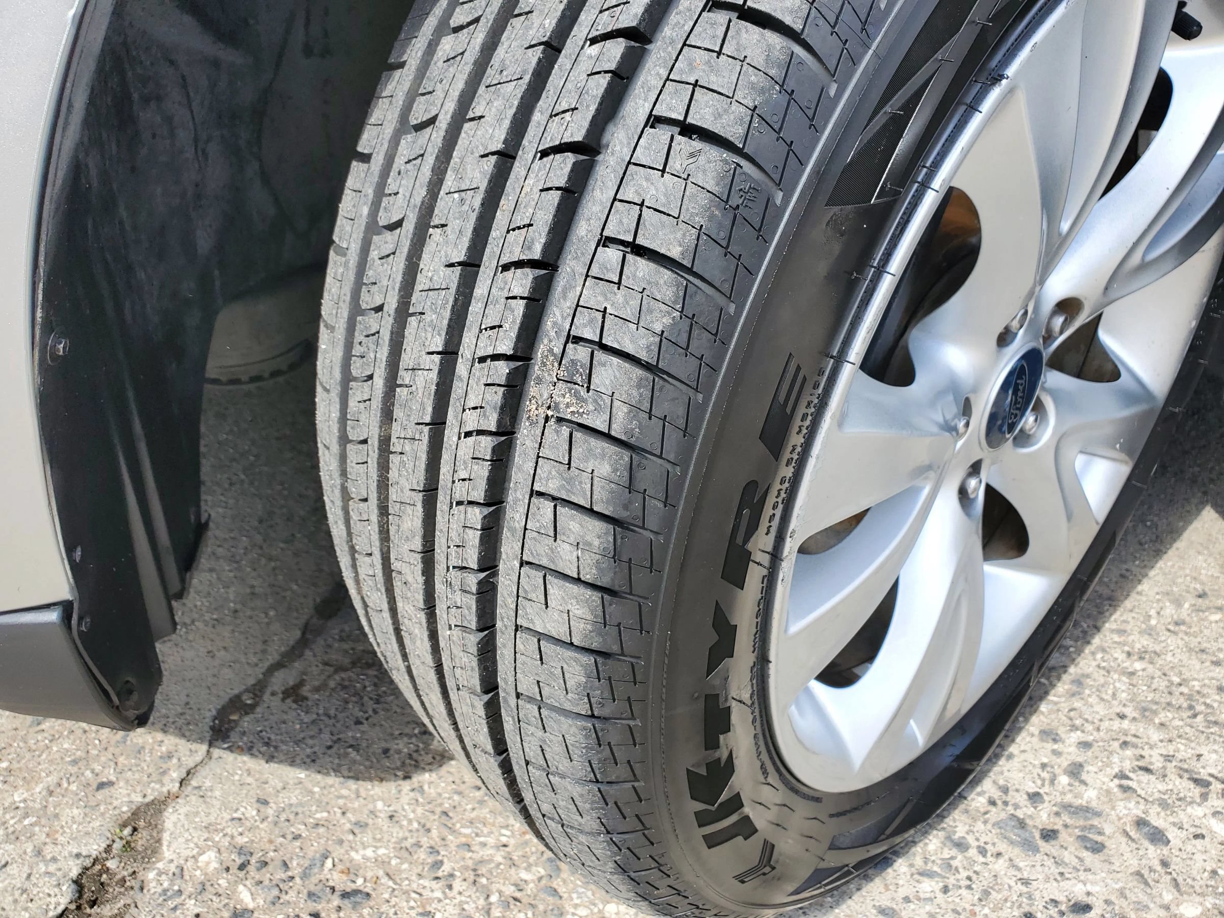 Used 2010 Ford Taurus SEL FWD image 55