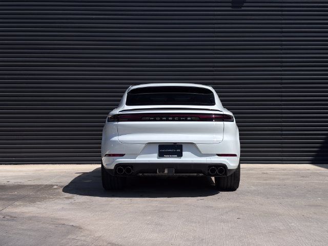 Certified 2026 Porsche Cayenne S AWD/4WD image 6