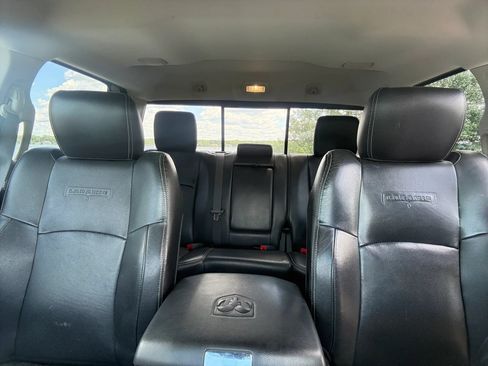Used 2017 RAM 1500 Laramie AWD/4WD image 19