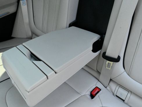 Used 2022 BMW X5 M50i w/ Executive Package AWD/4WD image 42