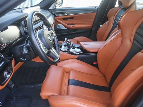 Used 2023 BMW M5 image 14