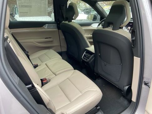 New 2026 Volvo EX90 Ultra image 15