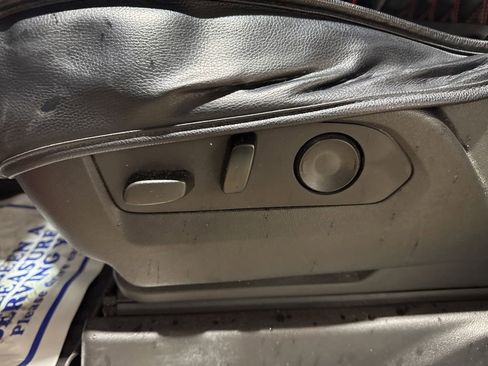 Used 2022 Chevrolet Silverado 1500 RST image 14