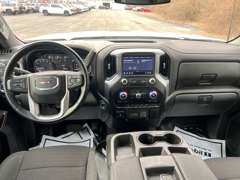 Used 2023 GMC Sierra 2500 SLE w/ SLE Value Package; image 22