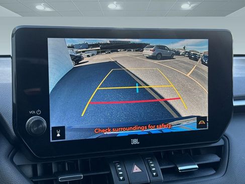 Used 2023 Toyota RAV4 XLE Premium image 26