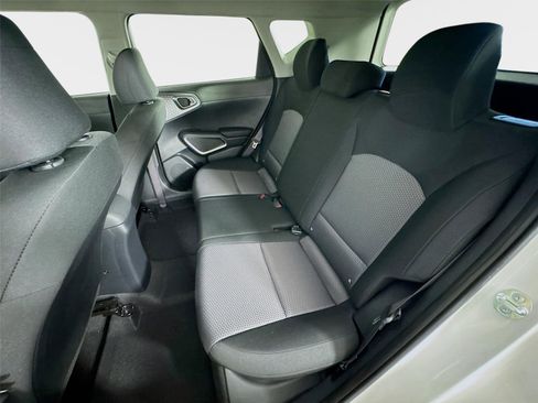 Certified 2025 Kia Soul LX w/ LX Technology Package FWD image 21